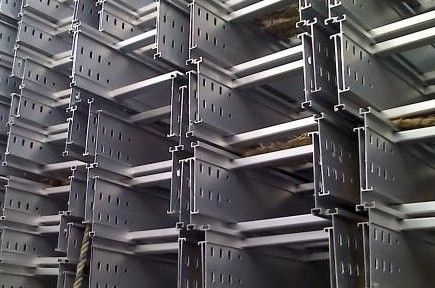 梯級式電纜橋架3